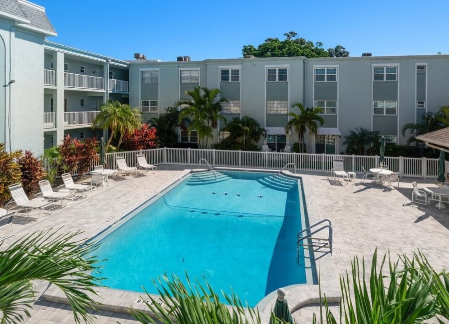 1706 Belleair Forest Dr. #238, Belleair, FL